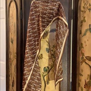 🌷3/20 Coach Scarf 🌷